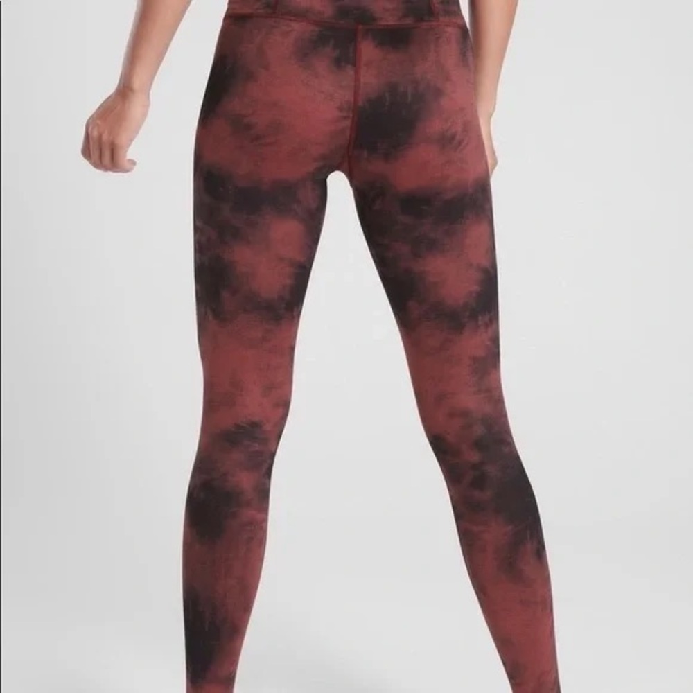 Athleta Elation Ice Dye 7/8 Tights